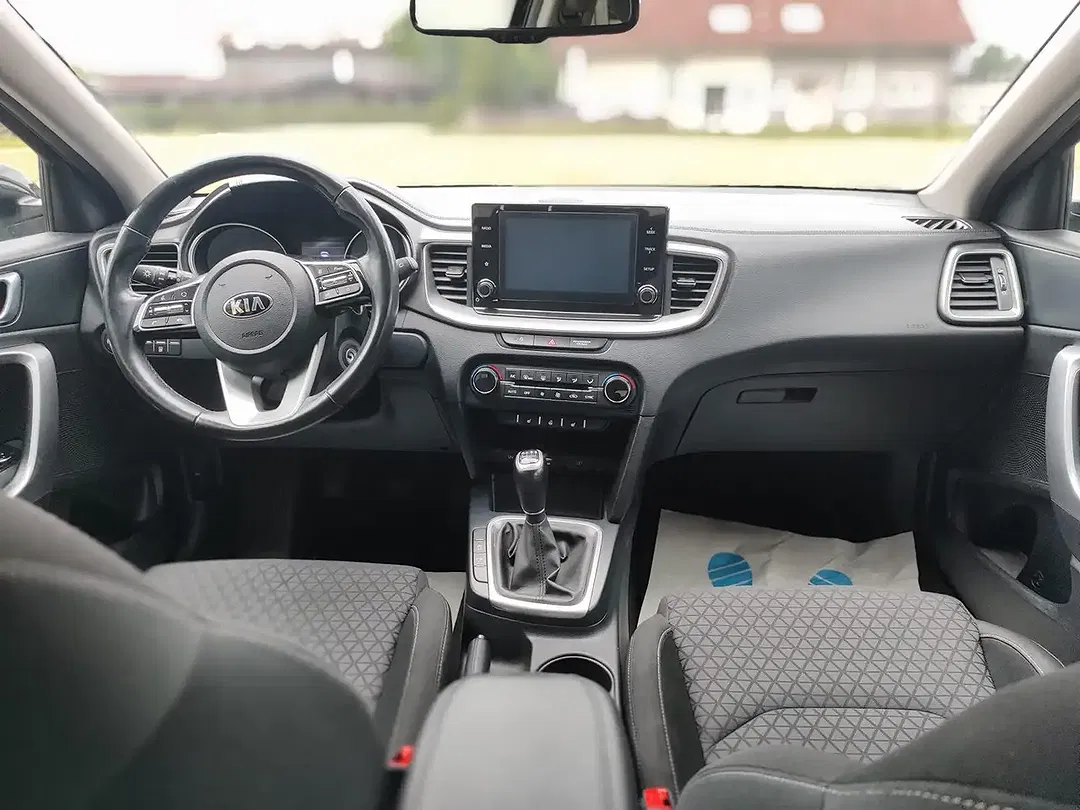 Kia XCeed - Thumbnail 9