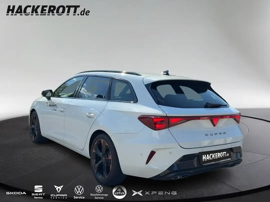 CUPRA Leon - Thumbnail 4