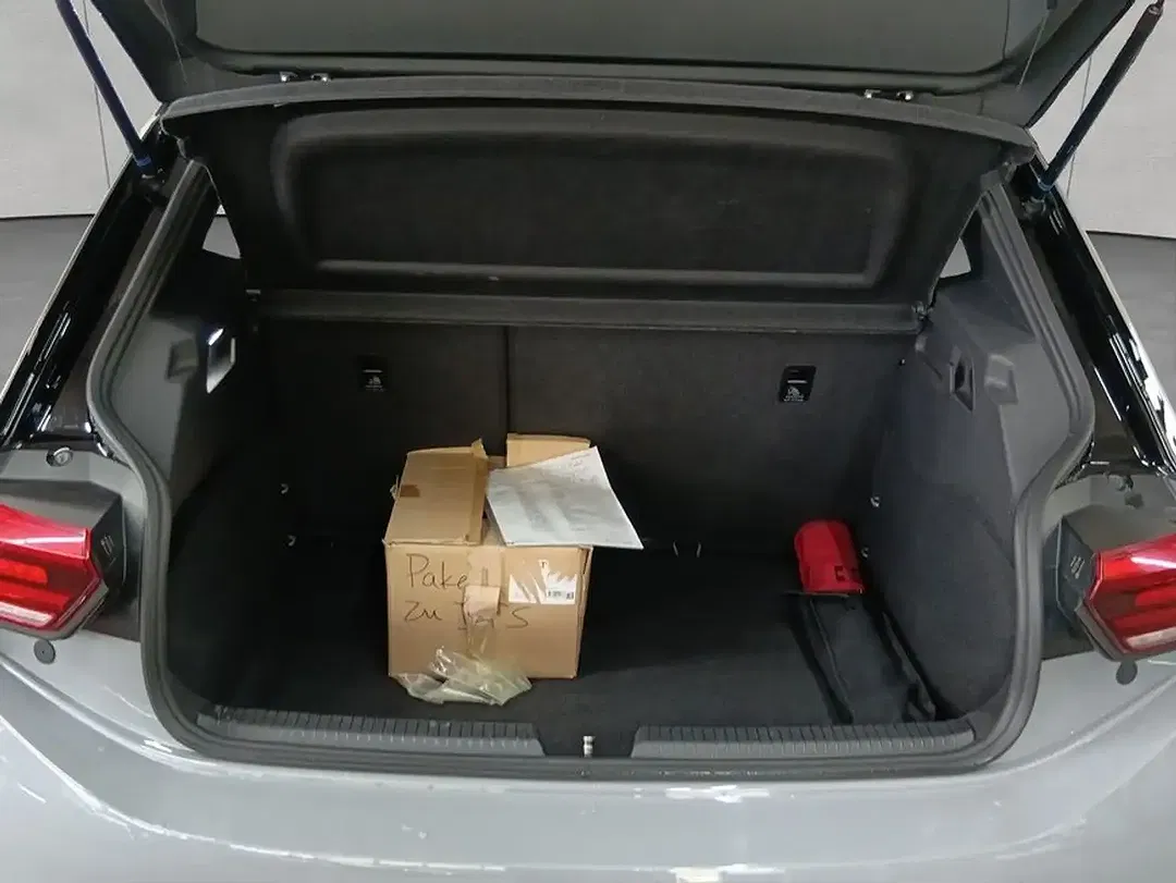 Volkswagen ID.3 - Thumbnail 6