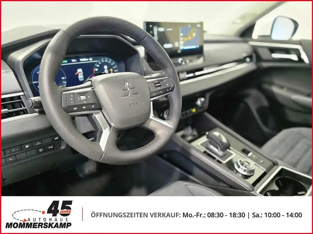 Mitsubishi Outlander - Thumbnail 5