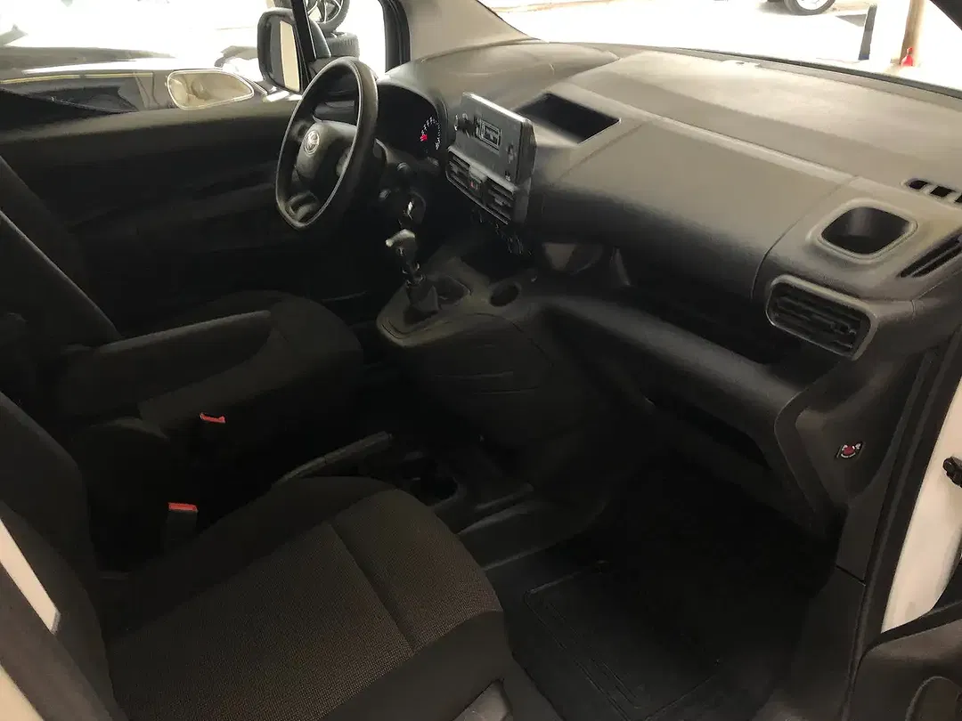 Toyota Proace City - Thumbnail 14