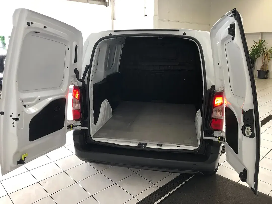Toyota Proace City - Thumbnail 6