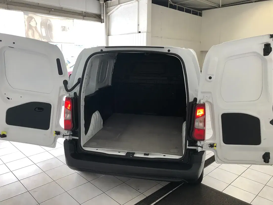 Toyota Proace City - Thumbnail 7