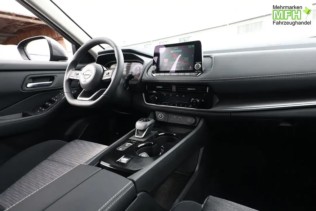 Nissan X-Trail - Thumbnail 8