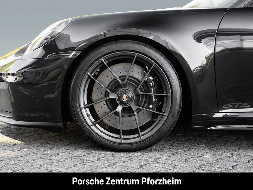 Porsche 992 - Thumbnail 14