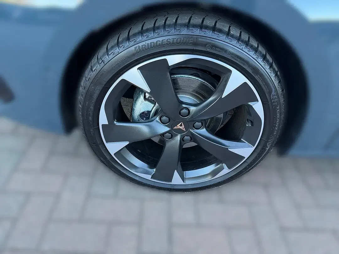 CUPRA Leon - Thumbnail 7