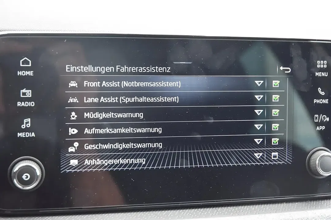 Skoda Kamiq - Thumbnail 26