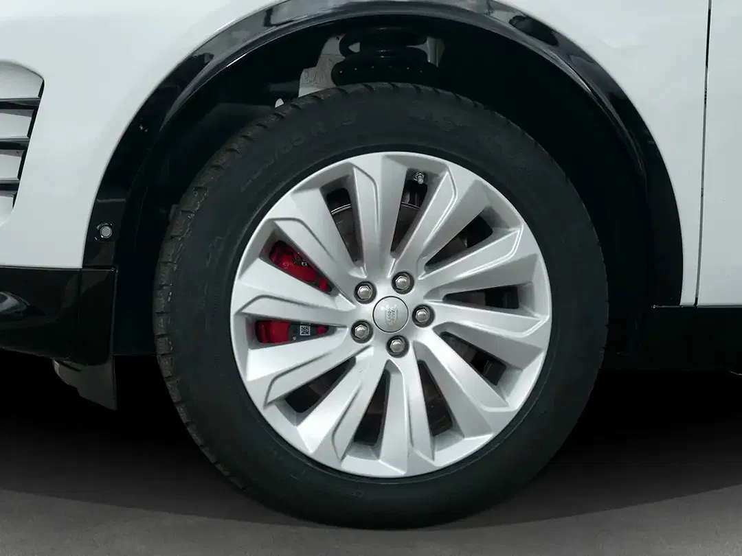 Land Rover Discovery Sport - Thumbnail 9