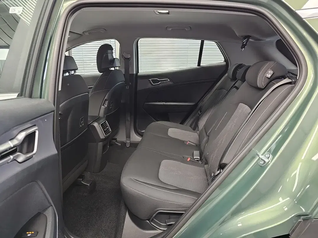 Kia Sportage - Thumbnail 6