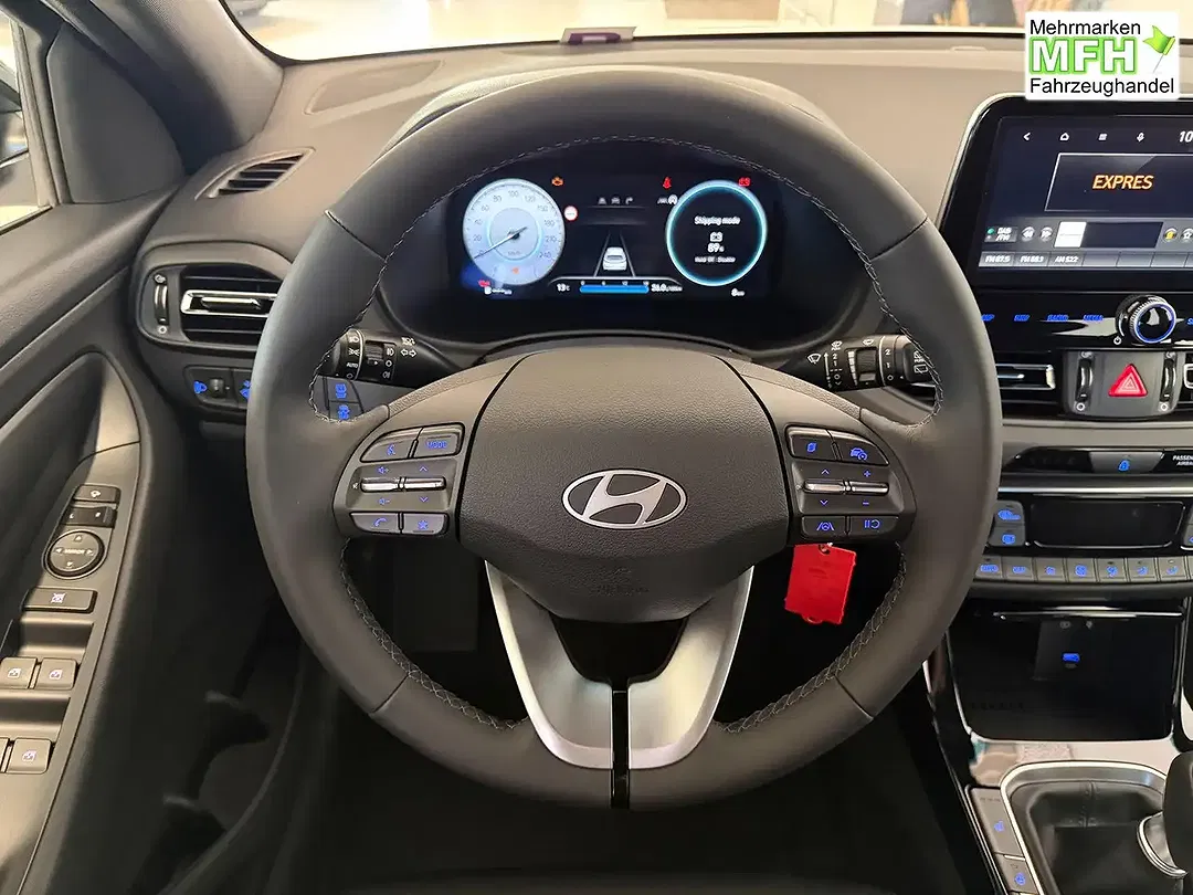 Hyundai i30 - Thumbnail 11