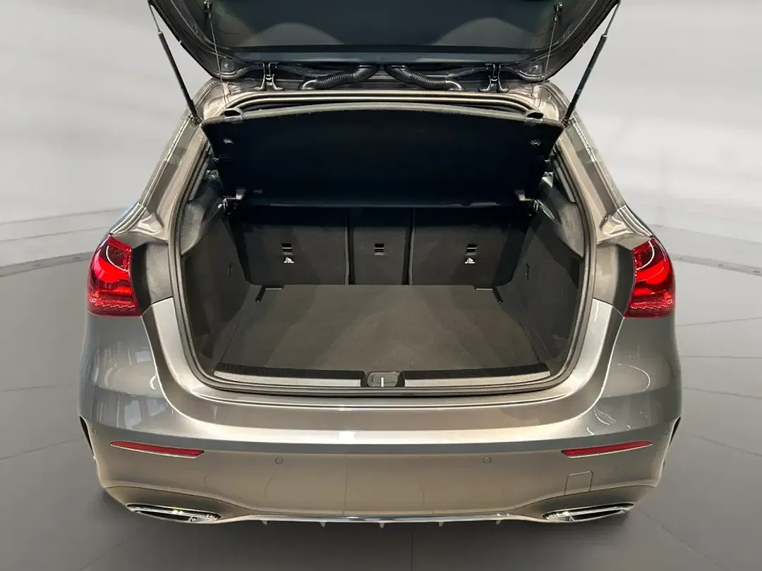 Mercedes-Benz A 200 - Thumbnail 12