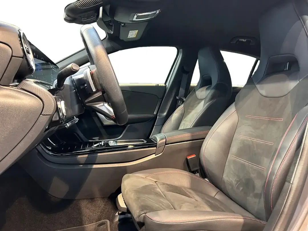 Mercedes-Benz A 200 - Thumbnail 5