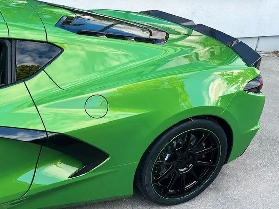 Corvette C8 - Thumbnail 7