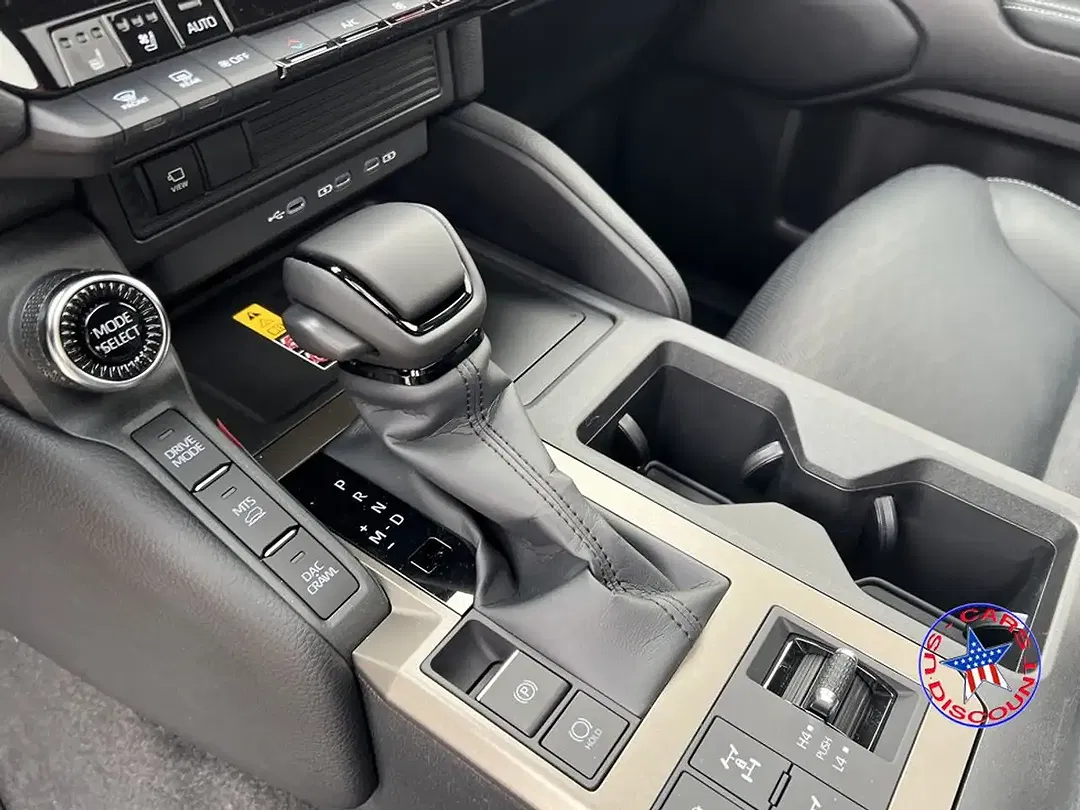 Toyota Land Cruiser - Thumbnail 12