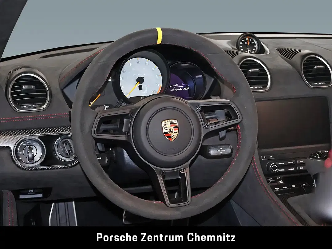 Porsche 718 Spyder - Thumbnail 11