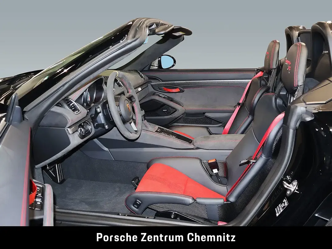 Porsche 718 Spyder - Thumbnail 12
