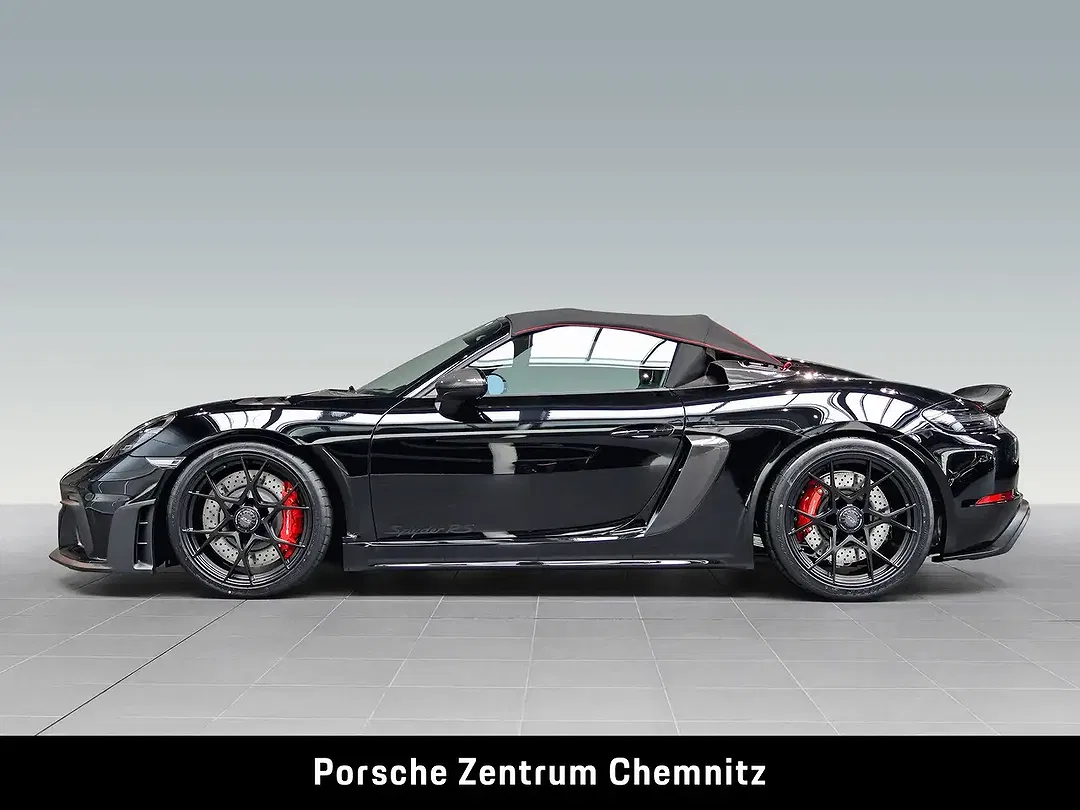 Porsche 718 Spyder - Thumbnail 3