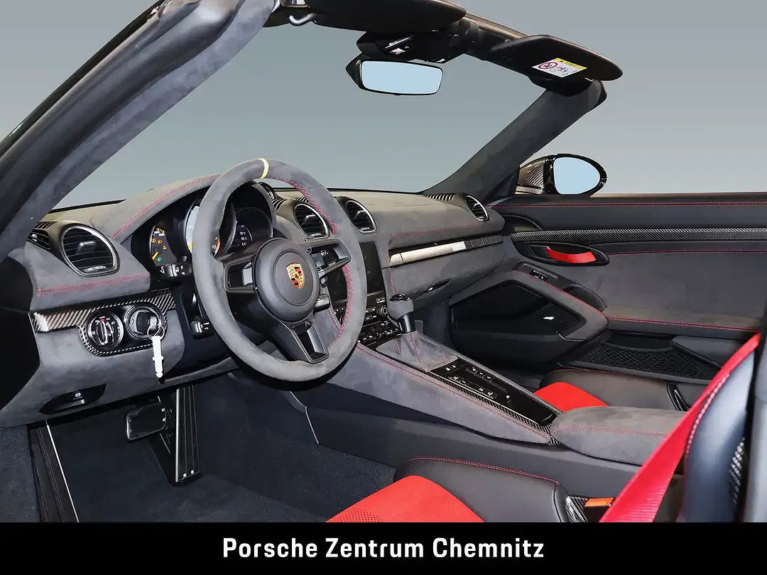 Porsche 718 Spyder - Thumbnail 8