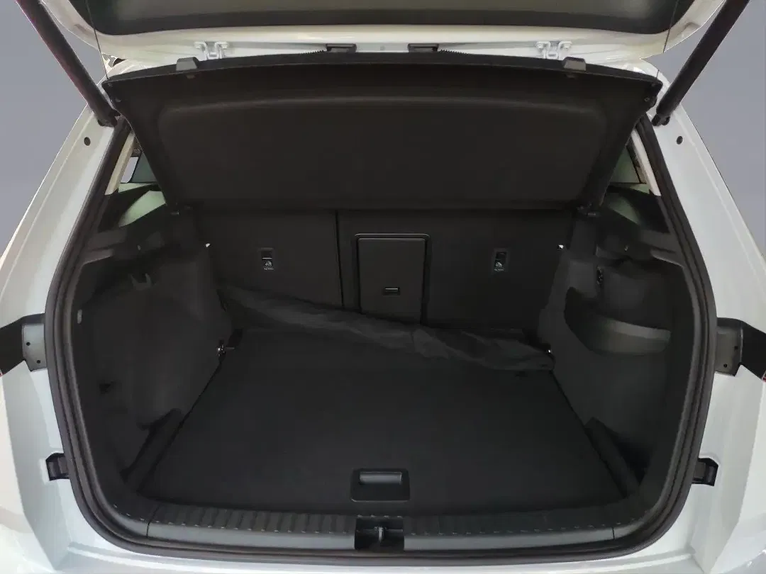 Skoda Karoq - Thumbnail 9