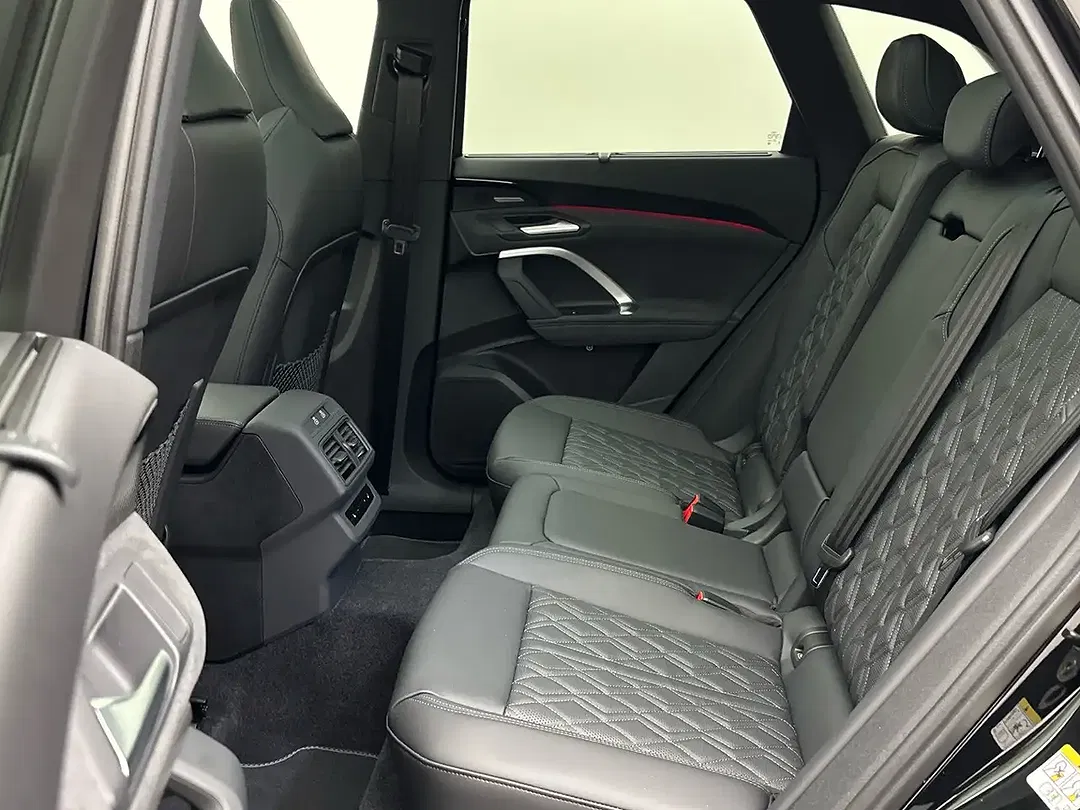 Audi SQ5 - Thumbnail 10