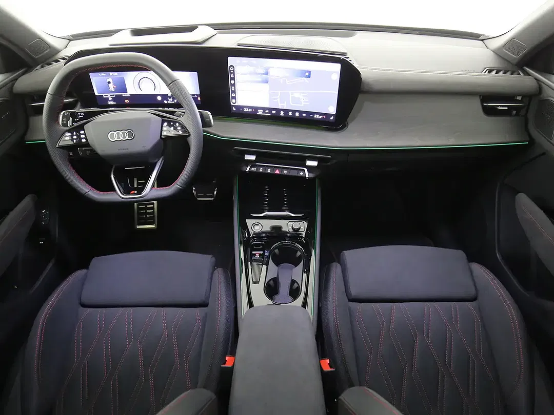 Audi Q3 - Thumbnail 11