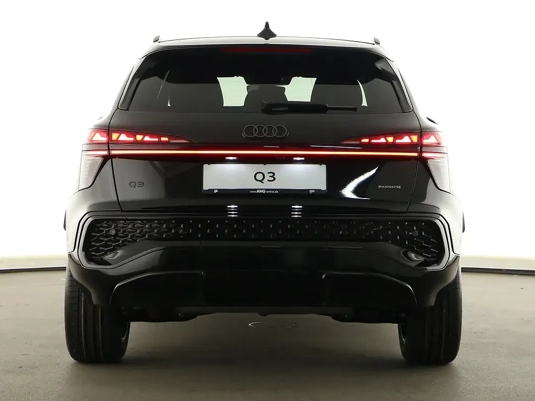 Audi Q3 - Thumbnail 6