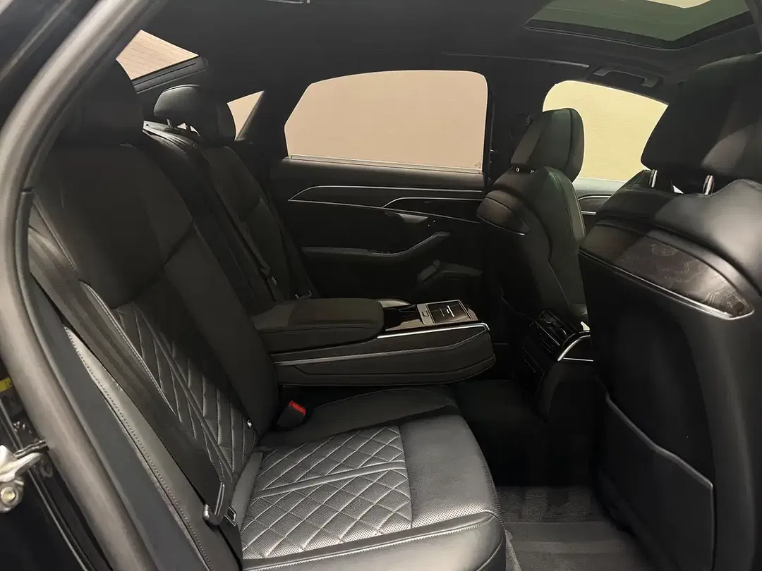 Audi A8 - Thumbnail 15
