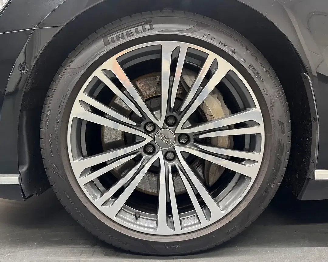 Audi A8 - Thumbnail 8