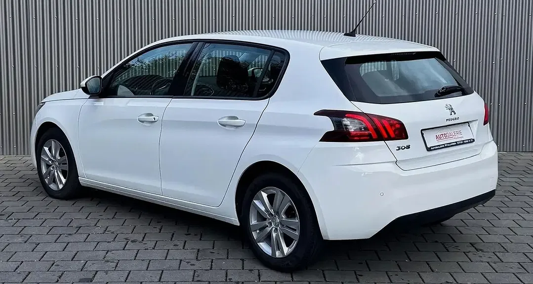 Peugeot 308 - Thumbnail 8