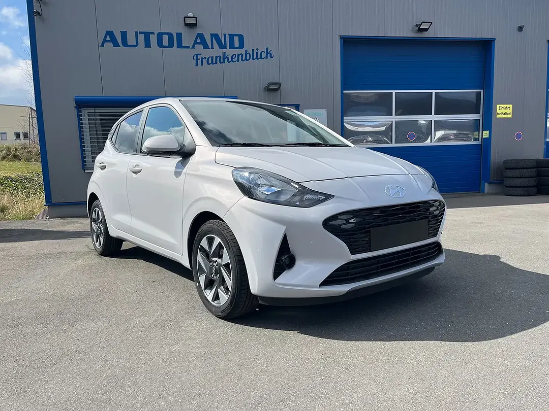 Hyundai i10 - Thumbnail 2