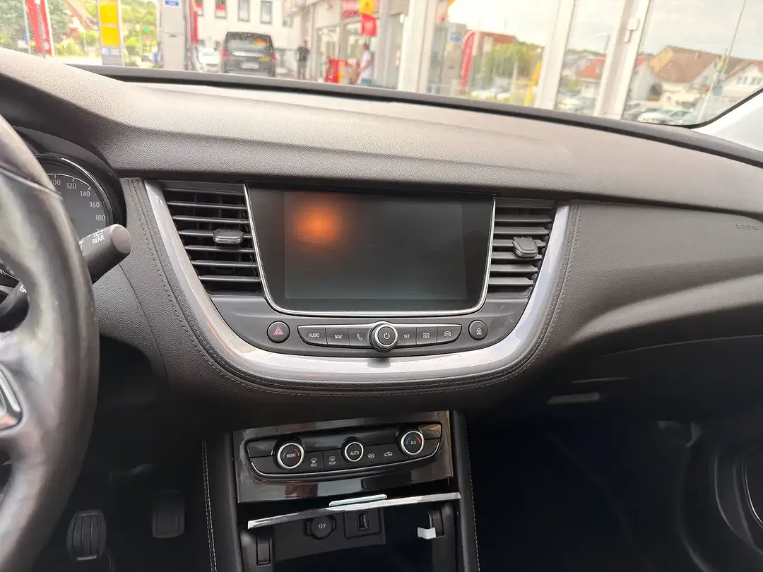 Opel Grandland X - Thumbnail 15