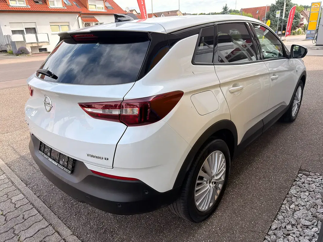 Opel Grandland X - Thumbnail 4