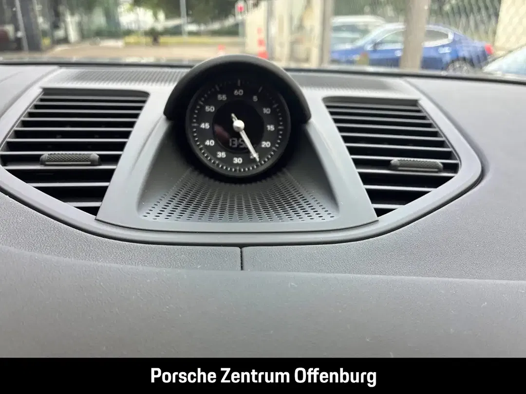 Porsche Panamera - Thumbnail 12