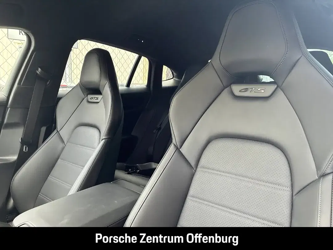 Porsche Panamera - Thumbnail 5