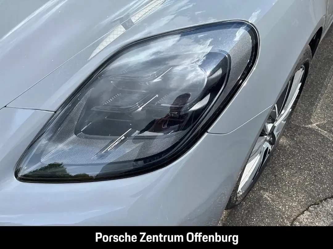 Porsche Panamera - Thumbnail 9