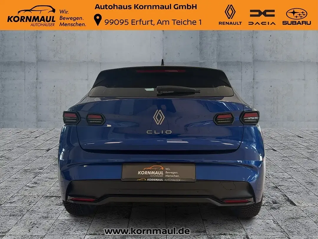 Renault Clio - Thumbnail 3