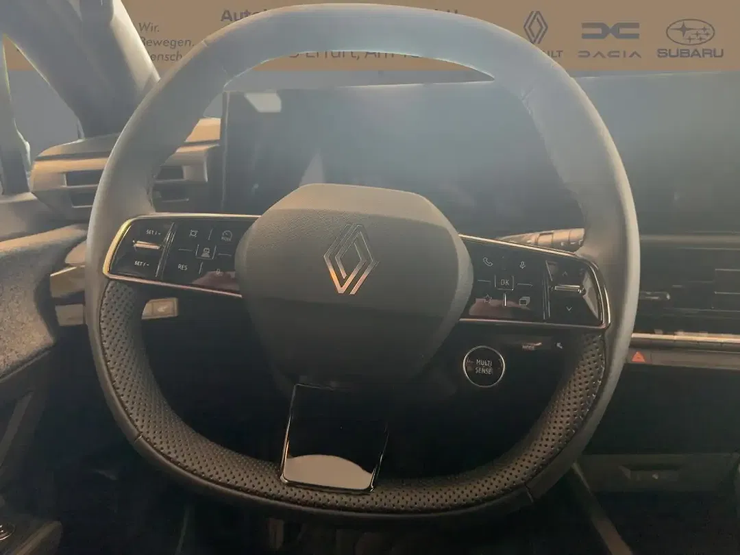 Renault Clio - Thumbnail 9