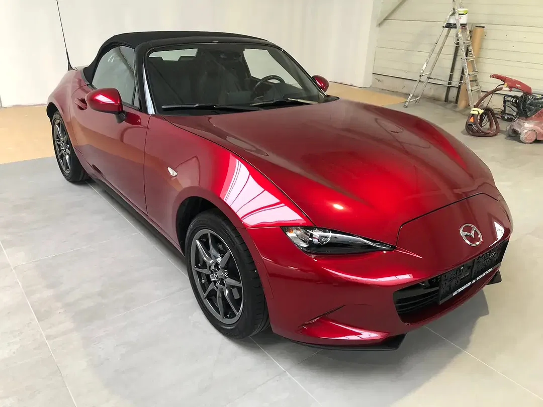 Mazda MX-5 - Thumbnail 3