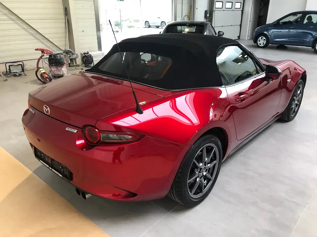 Mazda MX-5 - Thumbnail 5