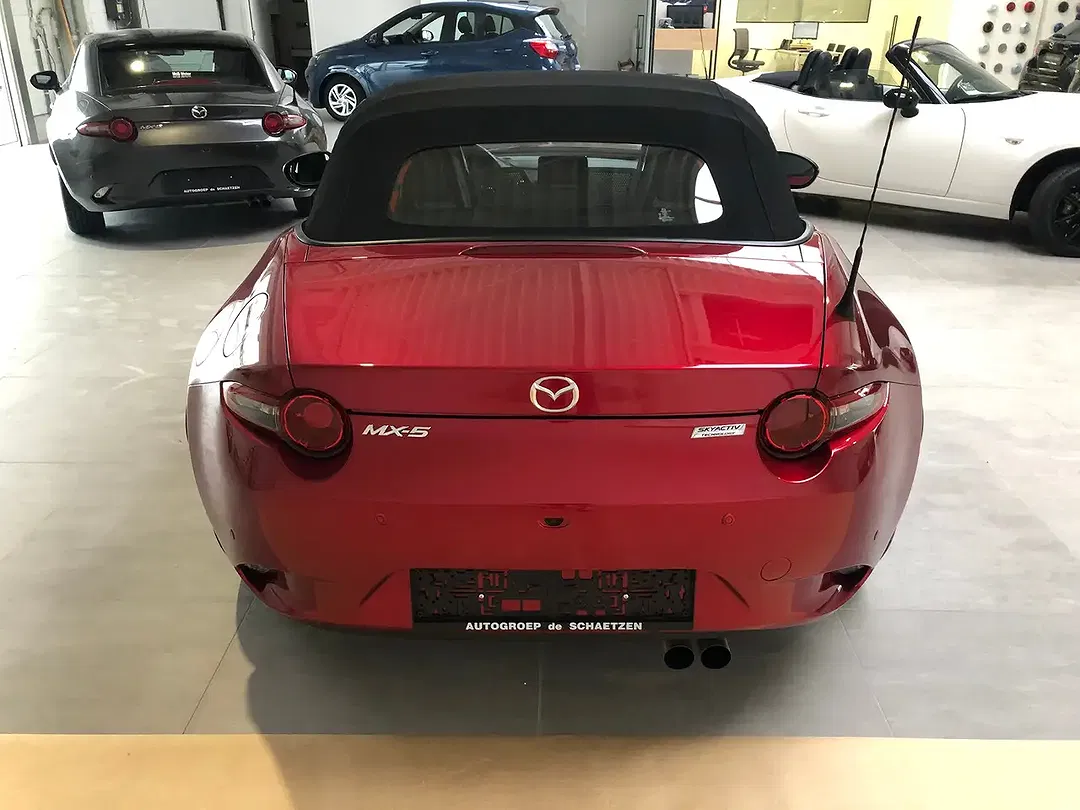 Mazda MX-5 - Thumbnail 6