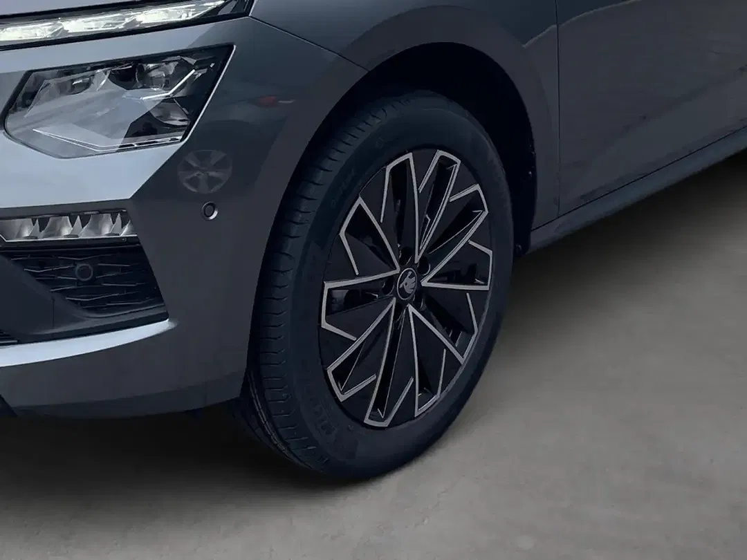 Skoda Kamiq - Thumbnail 6