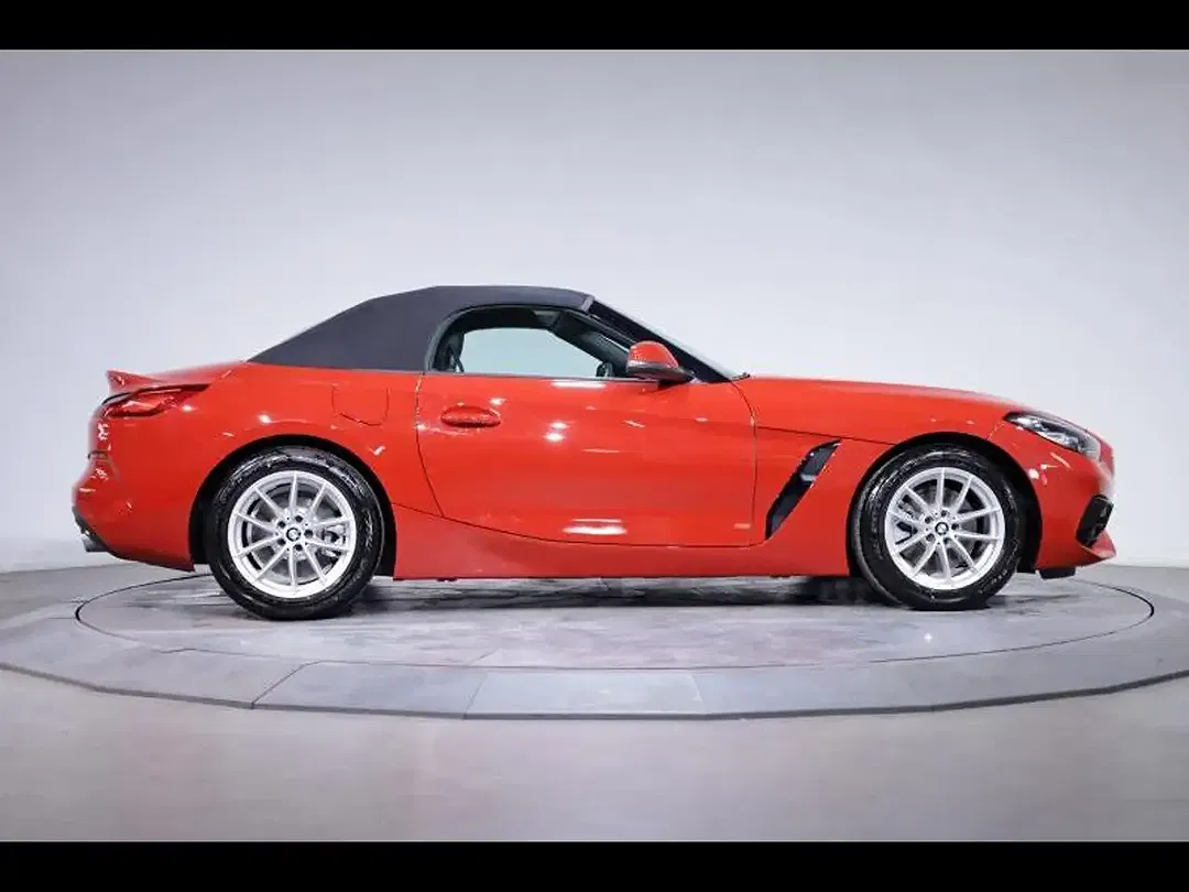 BMW Z4 - Thumbnail 3
