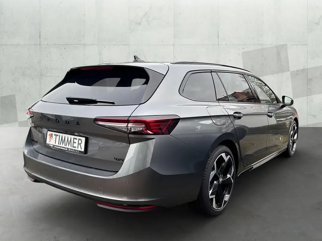 Skoda Superb - Thumbnail 2