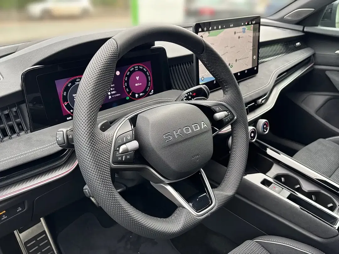 Skoda Superb - Thumbnail 7