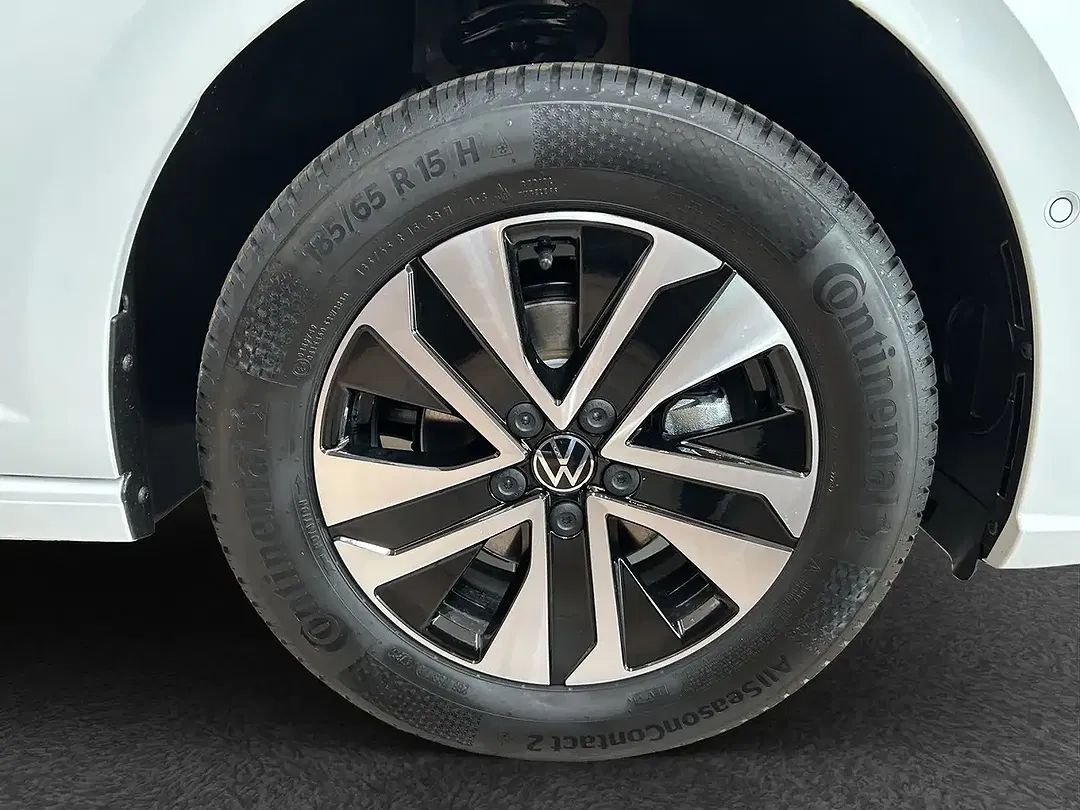 Volkswagen Polo - Thumbnail 12