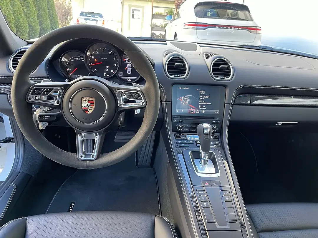 Porsche Cayman - Thumbnail 12