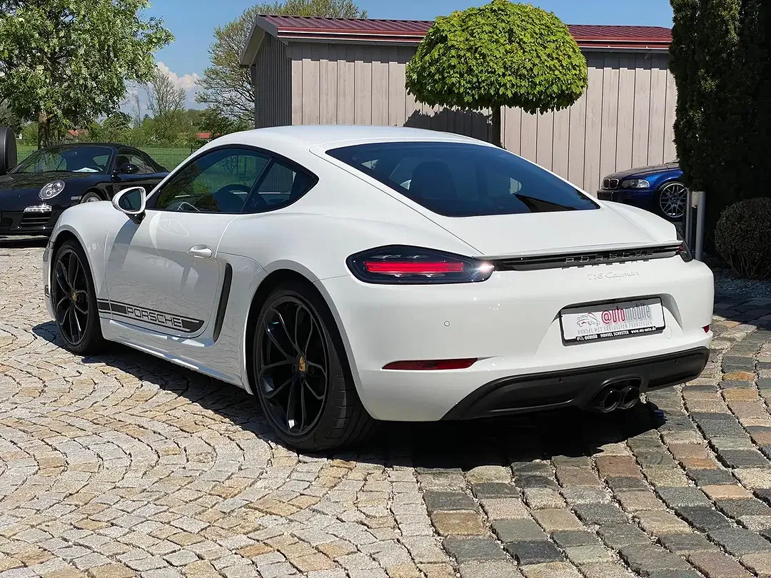 Porsche Cayman - Thumbnail 5