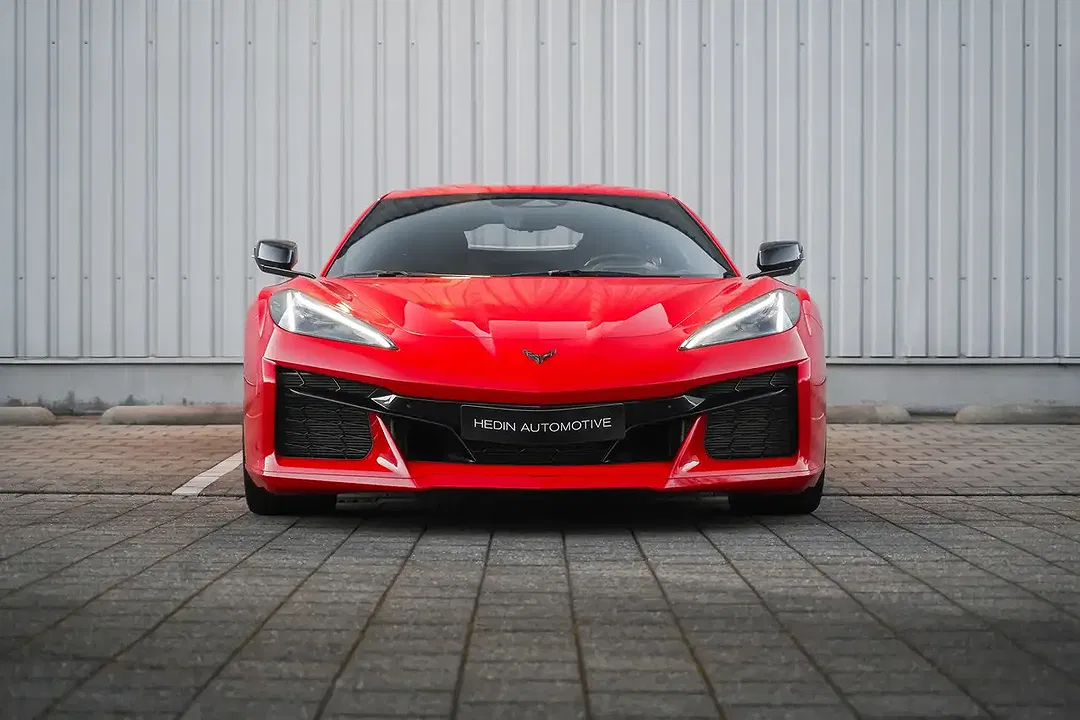 Corvette C8 - Thumbnail 6