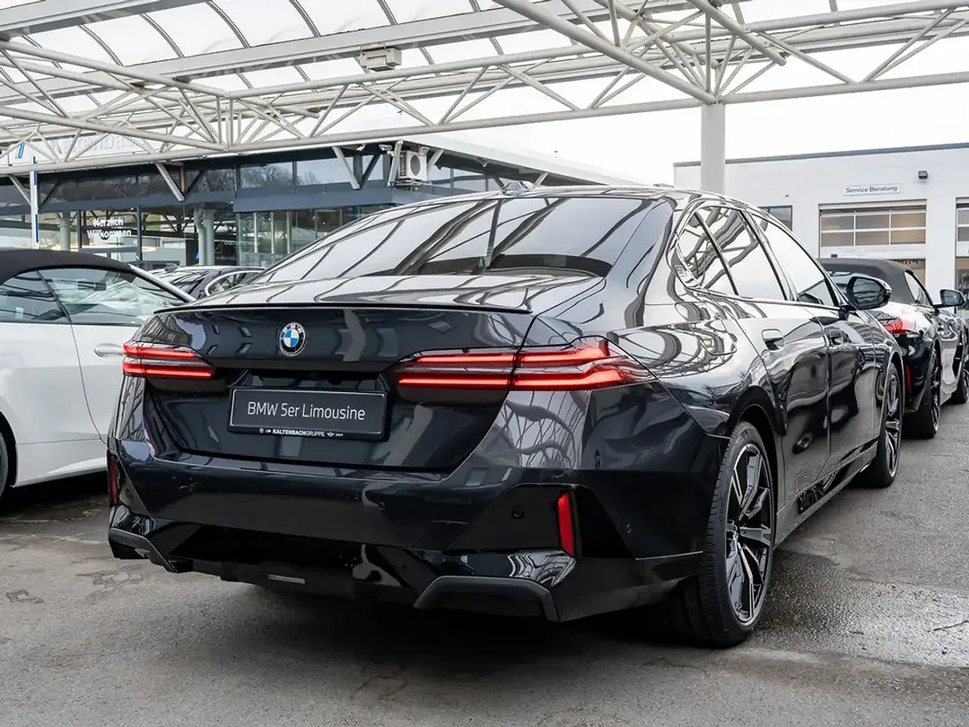BMW 520 - Thumbnail 5