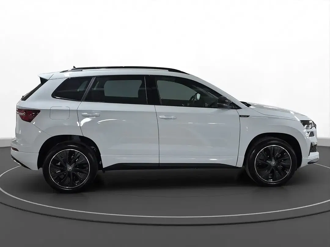 Skoda Karoq - Thumbnail 6